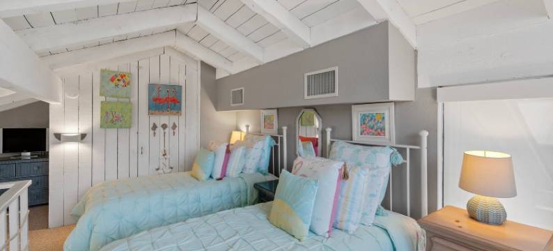 马蹄湾湖畔公寓度假屋(Lakeside condo Retreat in Horseshoe Bay)图片