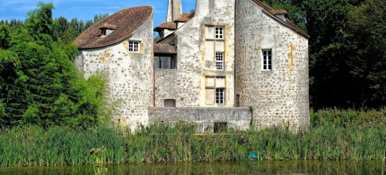 法国巴耶布里特酒店(Brit Hotel Baillet-en-France)图片