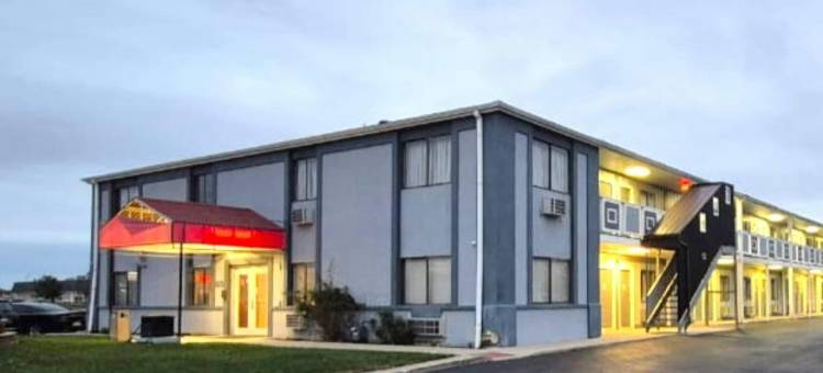 位于梅里尔维尔的经济型旅馆，靠近I 65的联排别墅(Economy Inn Merrillville by Townhouse I 65)图片