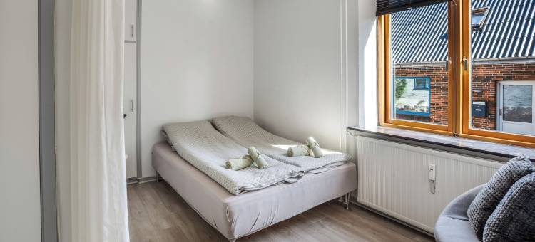 现代化的床和浴室(Modernized Bed & Bath)图片