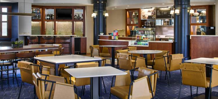 罗彻斯特布赖顿万怡酒店(Courtyard Rochester Brighton)图片