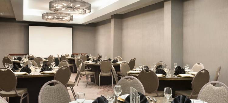 希尔顿惠庭套房酒店欧文橙县机场(Embassy Suites by Hilton Irvine Orange County Airport)图片