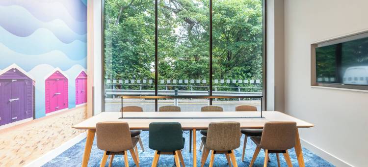 洲际假日酒店伯恩矛斯(Holiday Inn BOURNEMOUTH by IHG)图片