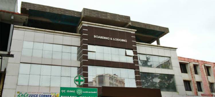 Treebo 舒适酒店, 大学路德拉拉卡特(Treebo Comforts Inn, University Road Deralakatte)图片