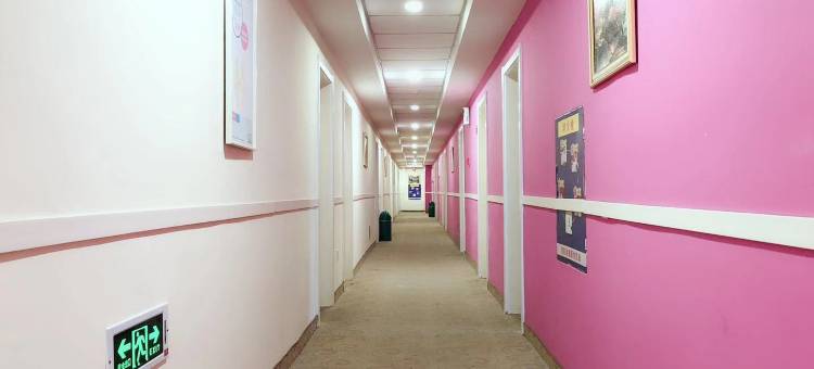 Y.B易佰酒店(廊坊站市人民医院店)图片