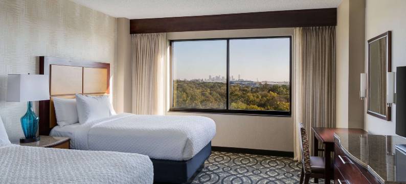达拉斯爱田希尔顿大使套房酒店(Embassy Suites by Hilton Dallas Love Field)图片