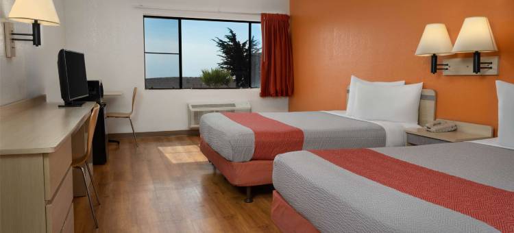 圣西蒙-赫氏古堡地区6号汽车旅馆(Motel 6 San Simeon, CA - Hearst Castle Area)图片