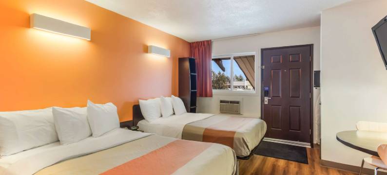 莱斯布里奇6号汽车旅馆(Motel 6 Lethbridge, AB)图片