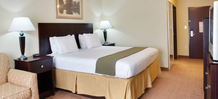 贝斯特韦斯特SureStay, 利斯维尔约翰逊堡快捷酒店(Express Inn Leesville Ft Johnson, SureStay Collection by BW)图片
