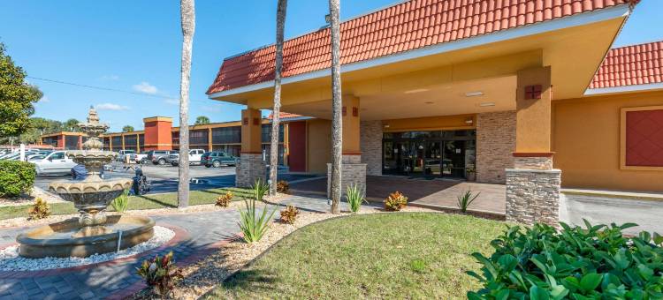 品质酒店&套房帕拉特卡河滨(Quality Inn & Suites Palatka Riverfront)图片