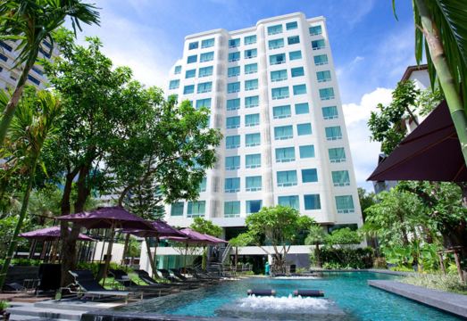 索拉度假套房酒店?素坤逸外景图