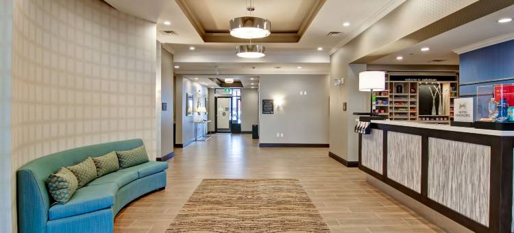 希尔顿旗下欢朋酒店及套房-萨斯卡通机场(Hampton Inn & Suites by Hilton Saskatoon Airport)图片