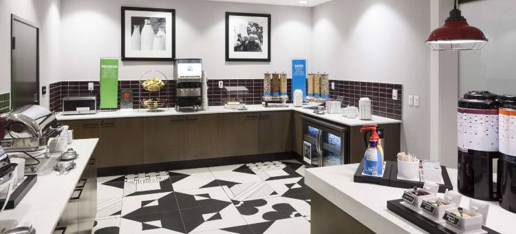 凤凰城市中心欢朋套房酒店(Hampton Inn and Suites by Hilton Phoenix Downtown)图片