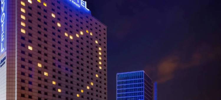 华沙中心诺富特酒店(Novotel Warszawa Centrum)图片
