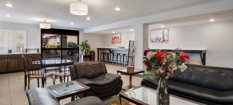 安大略红狮酒店(Red Lion Inn & Suites Ontario)图片