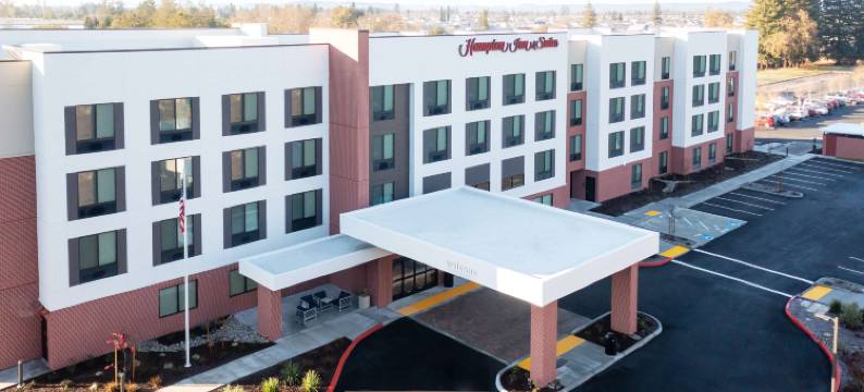 欢朋旅馆和套房圣罗莎索诺玛葡萄酒乡(Hampton Inn & Suites by Hilton Santa Rosa Sonoma Wine Country)图片