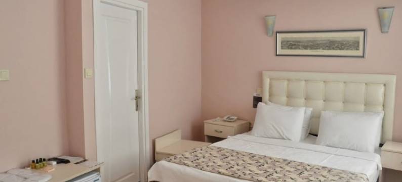 赫胥黎老城酒店(Huxley Hotel and Aparts Old City)图片