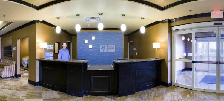 Holiday Inn Express 麦库姆(Holiday Inn Express MCCOMB by IHG)图片