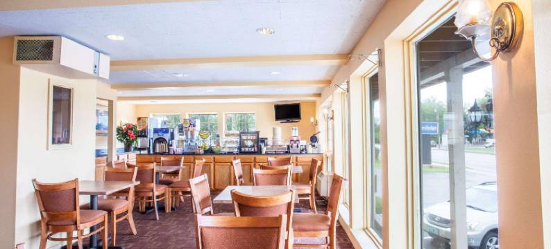 南伯灵顿Travelodge by Wyndham酒店(Travelodge by Wyndham South Burlington)图片