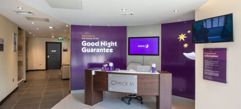 法恩伯勒城中心高级旅社(Premier Inn Farnborough Town Centre)图片