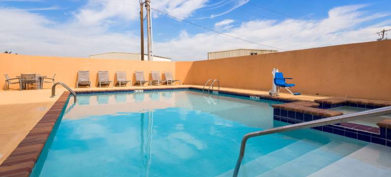 阿布维尔贝斯特韦斯特套房酒店(Best Western Abbeville Inn  Suites)图片