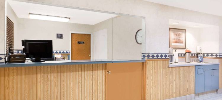 梅里尔维尔-加里地区温德姆速8酒店(Super 8 by Wyndham Merrillville)图片