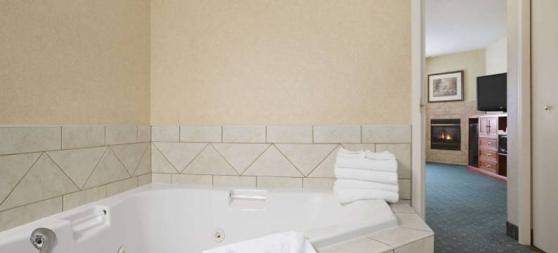 斯特拉斯莫尔Travelodge by Wyndham酒店(Travelodge by Wyndham Strathmore)图片