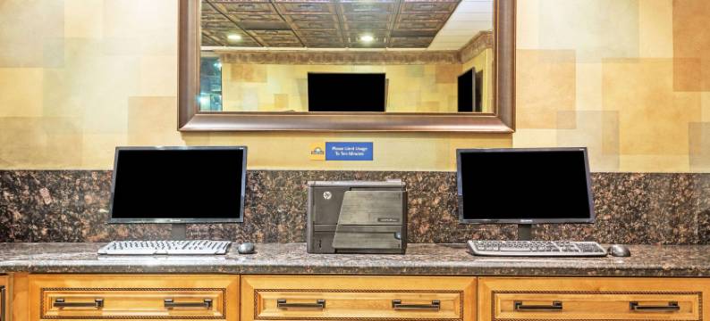 劳德代尔堡-奥克兰公园机场北戴斯酒店(Days Inn by Wyndham Fort Lauderdale-Oakland Park Airport N)图片