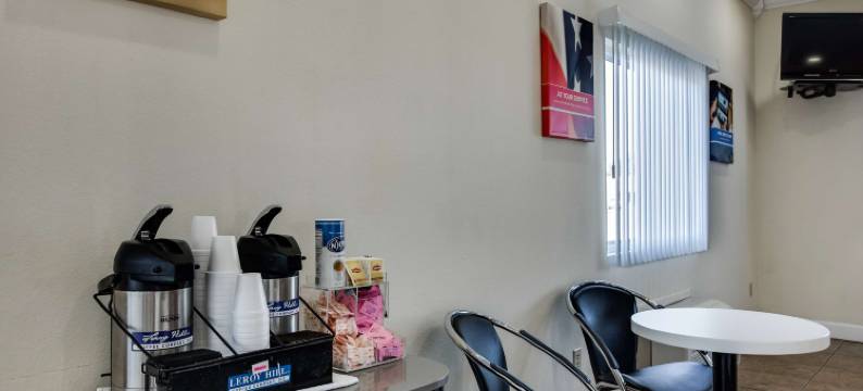 格鲁吉亚海恩斯维尔 6 号汽车旅馆(Motel 6 Hinesville, GA)图片