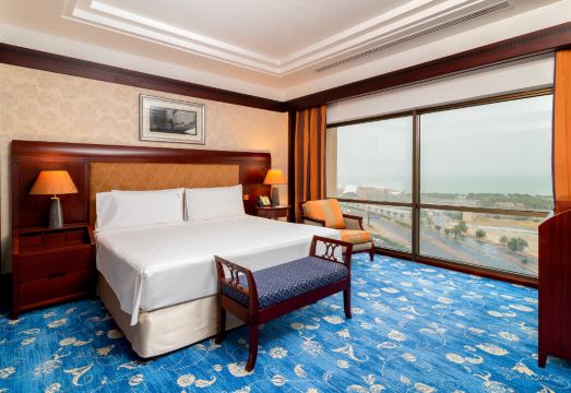 Holiday Inn KUWAIT SALMIYA by IHG Hotel Overview