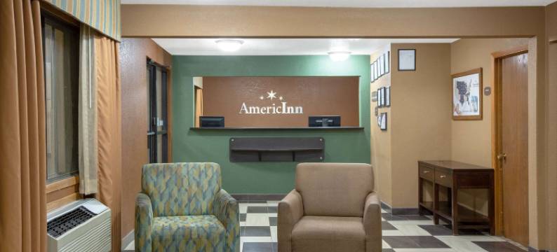 康瑟尔布拉夫斯温德姆美吟温德姆酒店(AmericInn by Wyndham Council Bluffs)图片