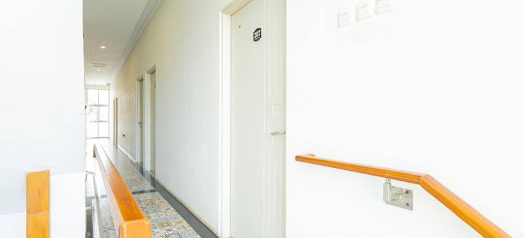 红多兹Plus酒店-近玛琅机场(RedDoorz Plus Near Malang Airport)图片