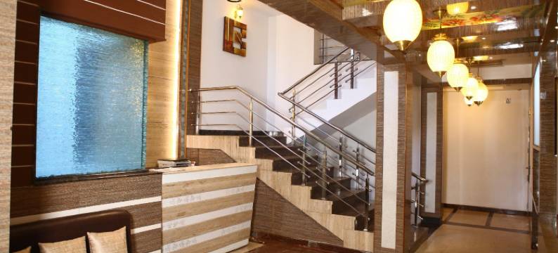 康乃馨酒店(Hotel Carnation)图片