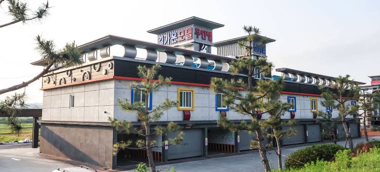 泗川吉高自助入住汽车旅馆(Sacheon Gilgaon Self Check-in Motel)图片
