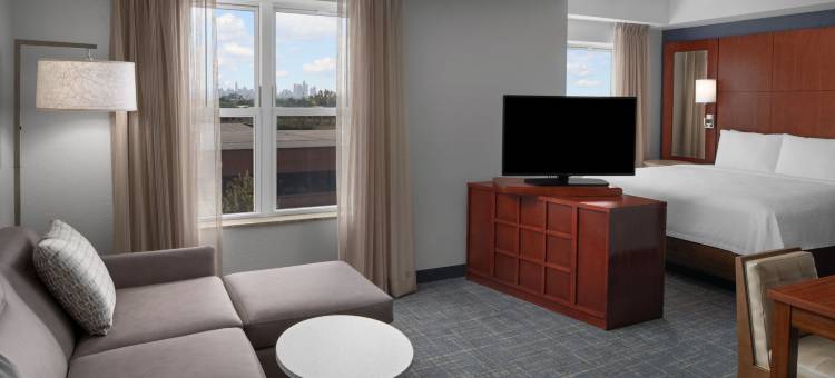 东拉瑟福德麦道兰 Residence Inn 酒店(Residence Inn East Rutherford Meadowlands)图片