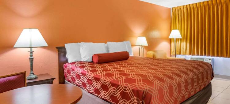 科图拉门斯特套房酒店(Econo Lodge North)图片