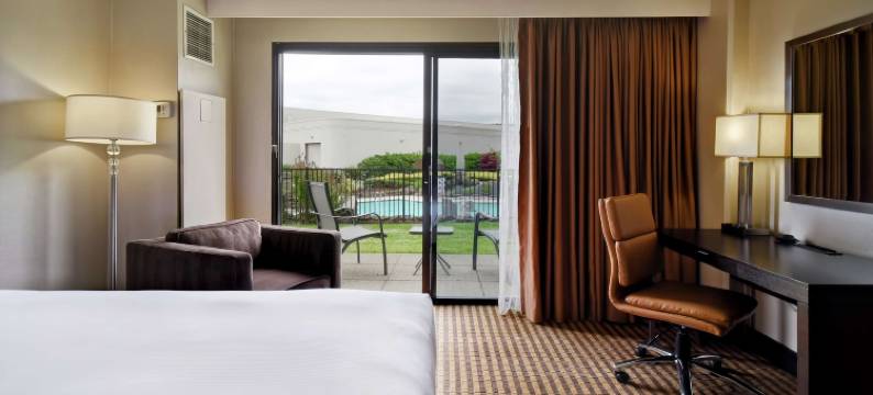 普莱森顿俱乐部希尔顿逸林酒店(DoubleTree by Hilton Pleasanton at the Club)图片