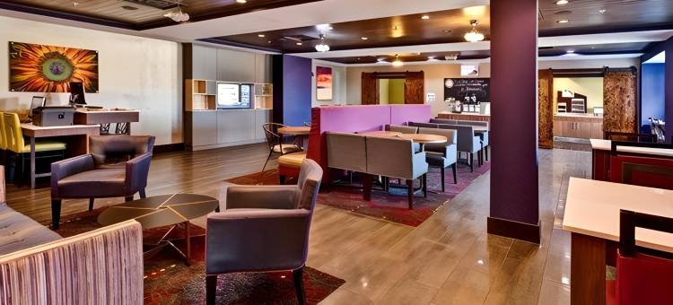 哈钦森智选假日酒店(Holiday Inn Express Hutchinson)图片