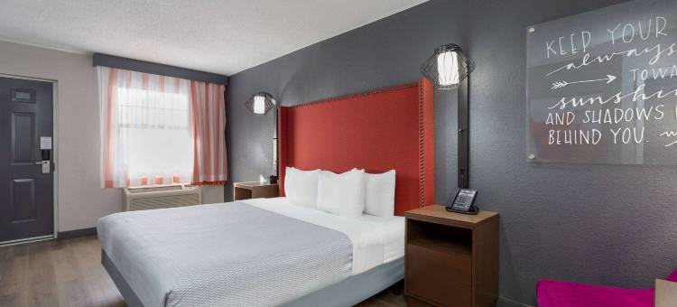 彭萨科拉昆塔温德姆酒店(La Quinta Inn by Wyndham Pensacola)图片