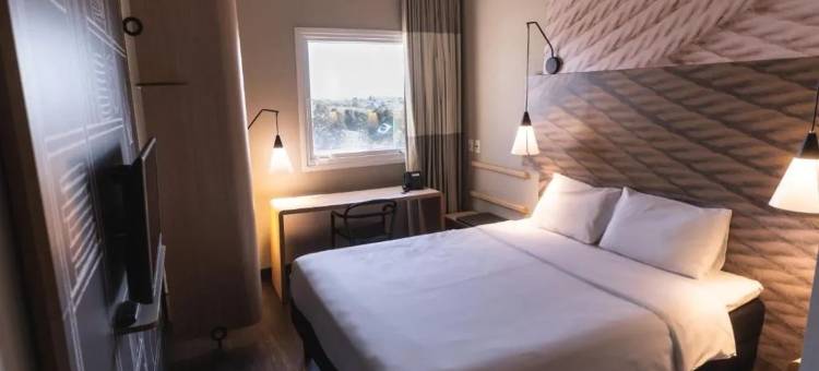 宜必思洛雷纳酒店(Ibis Lorena)图片