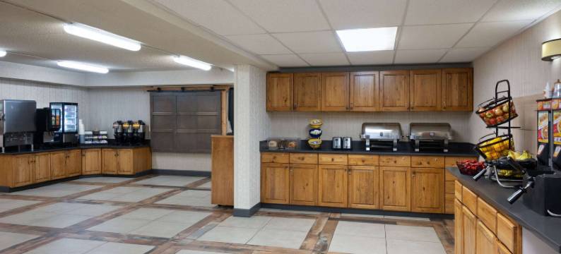 博兹曼戴斯套房酒店(Days Inn & Suites by Wyndham Bozeman)图片