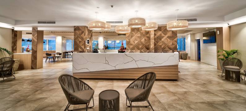 塔努阿广场酒店(Tanoa Plaza Hotel)图片