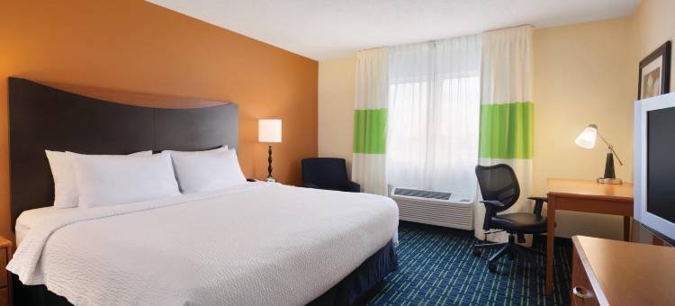 法戈万枫酒店套房客栈(Fairfield Inn & Suites Fargo)图片