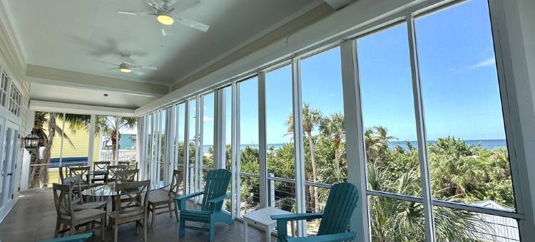 BEACHFRONT, HEATED POOL, KAYAKS/SUP, LANAI W/ GULF VIEWS, 85' DOCK, 2 GOLF CARTS图片