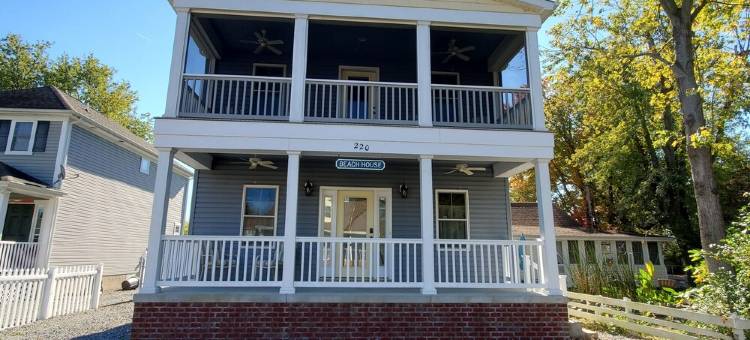 距海滩2个街区，距海湾1个街区 - 大型豪华4卧3卫海滩度假屋(Large Luxury 4 bed/3 bath Beach House-2 Blocks to beach, 1 Block to Bay)图片