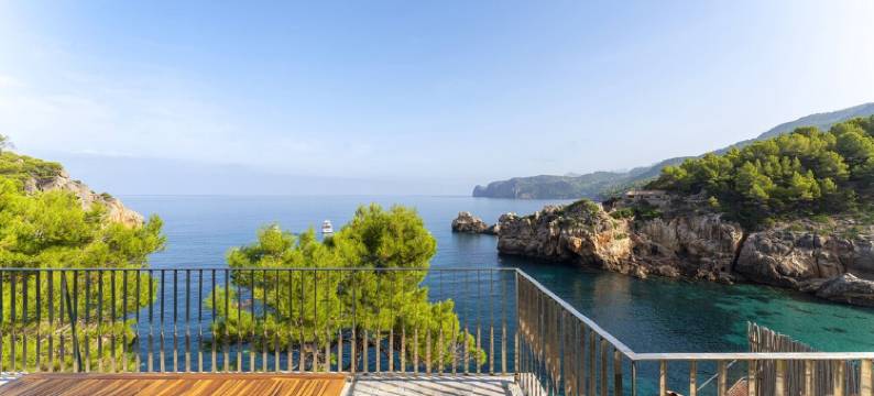 Can Na Julietta, House with Private Infinity Pool and Direct Access to the Sea.图片