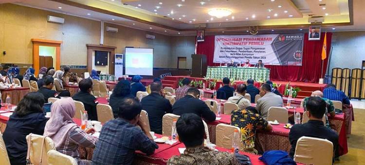勿里达大厦酒店(Grand Mansion Hotel Blitar)图片