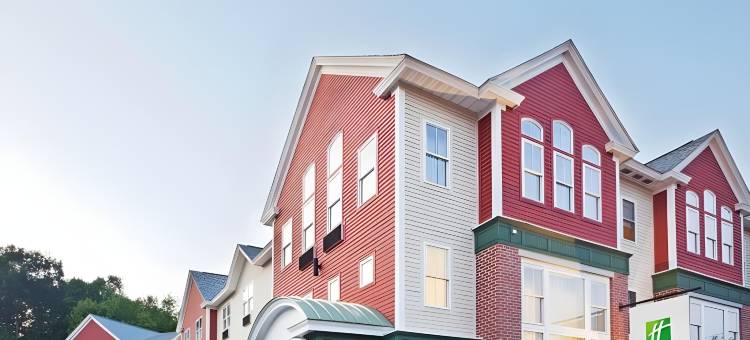 Holiday Inn Express 达勒姆 - UNH(Holiday Inn Express DURHAM - (UNH) by IHG)图片