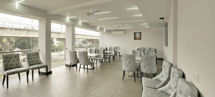 首都 O 22459 埃达瑟里斯卡拉马瑟里观光之家酒店(Super Townhouse Edasserys Kalamassery Tourist Home)图片