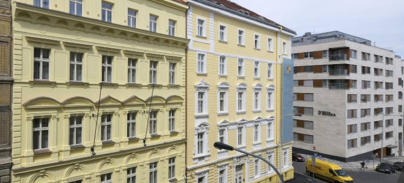 鲁贝索瓦市中心套房(DownTown Suites Rubesova)图片